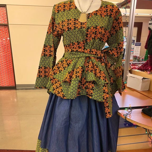 Dresses & Skirts - 2pc Long skirt set.  Denim with olive green top.